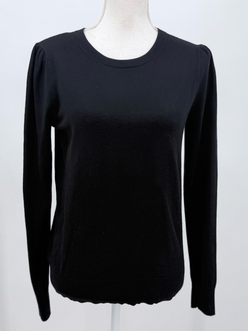 Boden Black Puff Sleeve Sweater M Crew Neck Fine Knit Long Sleeve Pullover